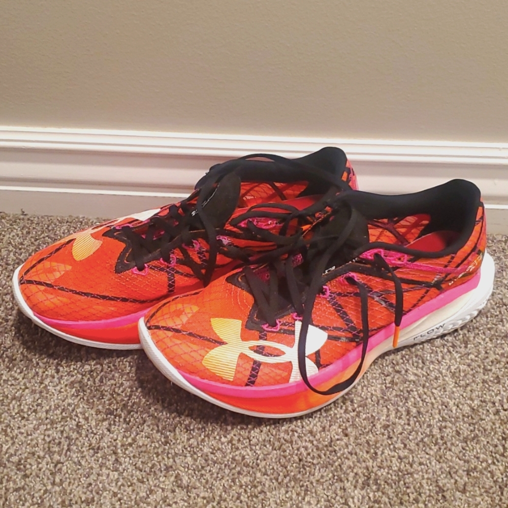 Under Armour Velociti Elite 2 (Unisex)